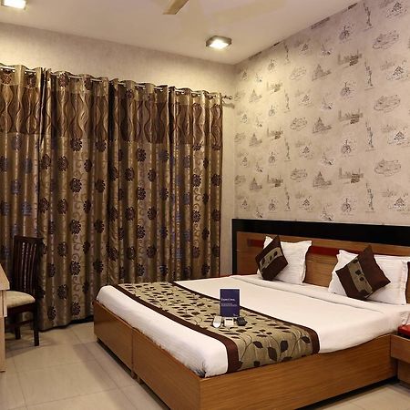 Fabhotel Signature Cyber Park Delhi Kültér fotó