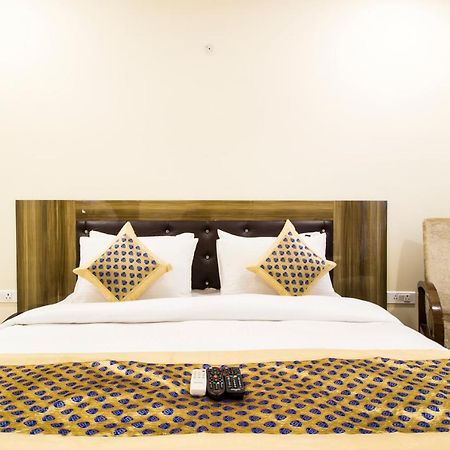 Fabhotel Signature Cyber Park Delhi Kültér fotó