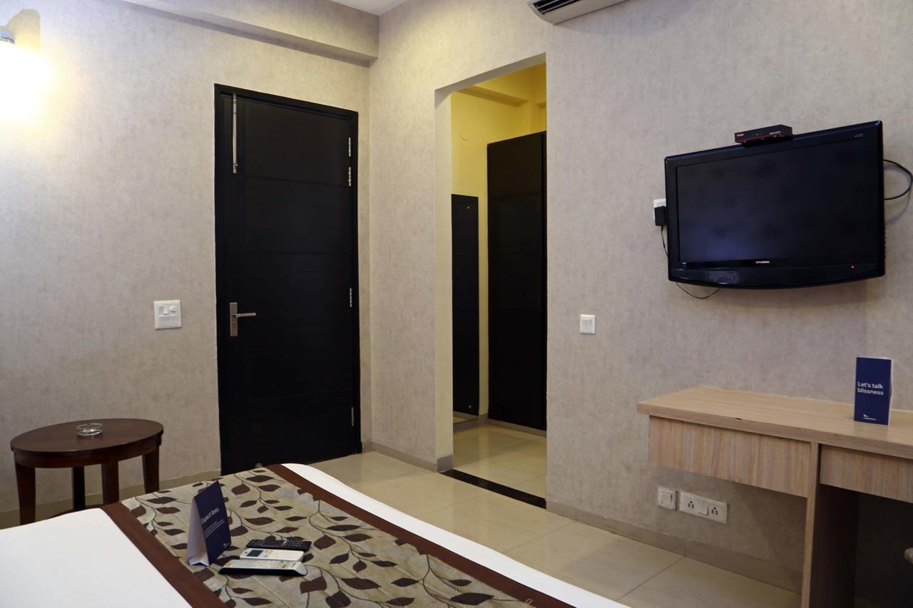 Fabhotel Signature Cyber Park Delhi Kültér fotó