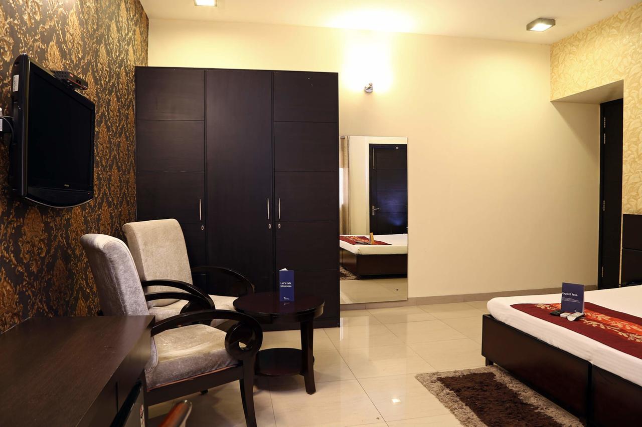 Fabhotel Signature Cyber Park Delhi Kültér fotó