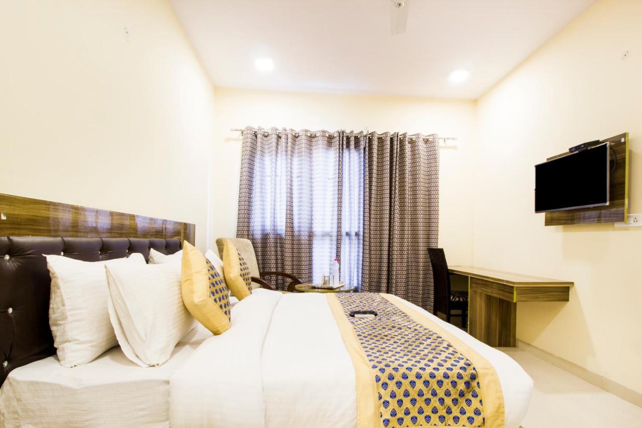 Fabhotel Signature Cyber Park Delhi Kültér fotó