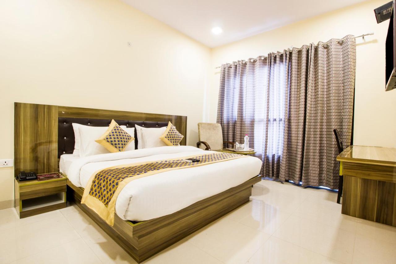 Fabhotel Signature Cyber Park Delhi Kültér fotó