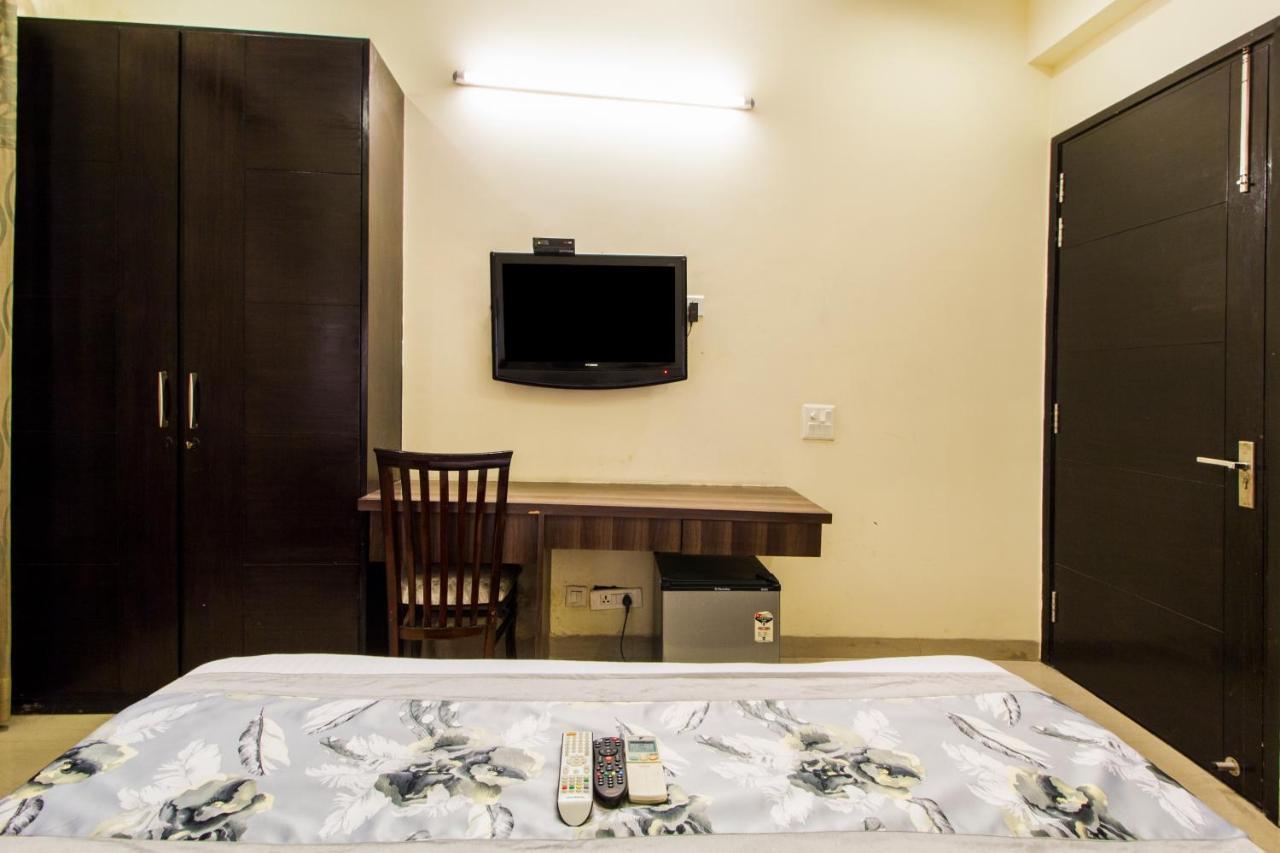 Fabhotel Signature Cyber Park Delhi Kültér fotó